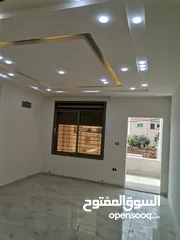  6 شقق فاخرة 170م للبيع على شارع البترا شرق اربد مول قراند مقابل البيت البن البرازيلي
