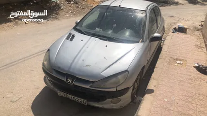  4 بيجو البيع قطع