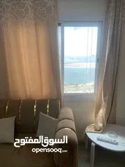  2 ابو علاء  من اليوم متاح غرفتين وصالة و غرفة خادمة اطلالة على البحيرة و 2 بلكونه و 3 حمام فرش جديد