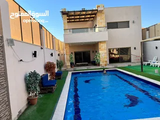  1 شاليه استثماري للبيع