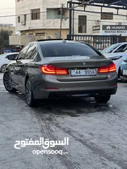  3 2018/BMW 530e