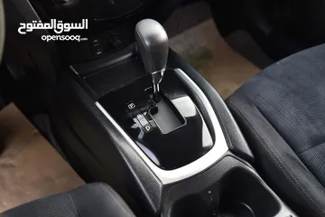  12 عرض العيد نيسان اكستريل بحالة الوكالة Nissan X-trail SV 2.5 2015