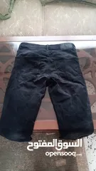  2 بنطلونين نمره 30 +سويتر للبيع