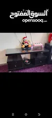  1 طاولات شاشه وطاوله وسط للببيع 15دينار