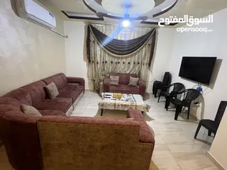  12 شقه مفروشه للابجار الزرقاء الجديده