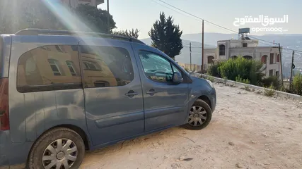  3 بيجو براتنر 2012  للبيع كاش