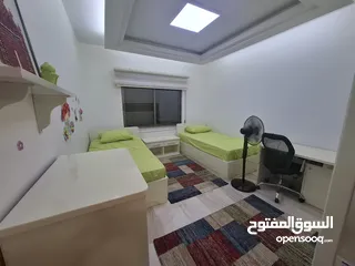  14 شقة مفروشة للإيجار  ( Property 43362 )-175051358