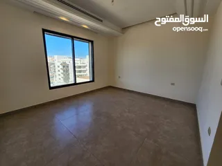  9 شقة طابقية فاخرة للبيع في عبدون  ref : 14389