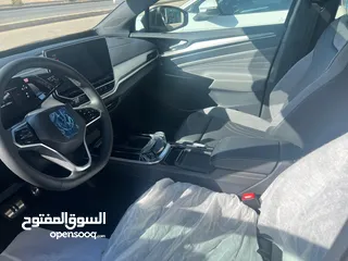  7 2024 ID 4 crozz pro piano black برو بيانو بلاك عداد زيرو كفالة اتوهب 6 سنوات أو 100 ألف كيلو متر