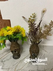  4 شجرة اصطناعية كبيرة  2 شجر اصطناعي قصير