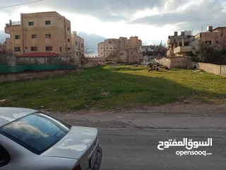 2 ارض سكنية للبيع في منطقة مأهولة