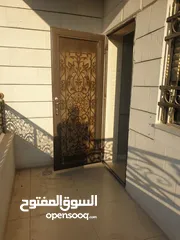  5 شقة للبيع في طبربور قرب جامعة العلوم الاسلامية. مساحة 156 متر مربع