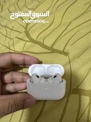  2 AirPods Pro 2nd gen