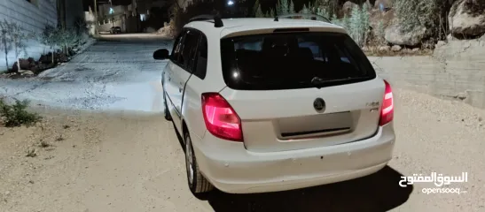  2 سكودا فابيا 2012