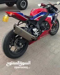  3 Honda CBR 1000 RRR 2020