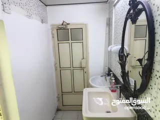  7 Three Shutter Runing Restaurant 2400 Bhd