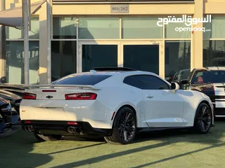  2 CHEVROLET CAMARO ZL1  GCC 2018 perfect condition Zero accidents  Full option  Full carbon fibre