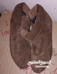  2 بوت قصير  وطويل المهتم اكتب رقمك ونتصل بكم تفاصيل بالداخل