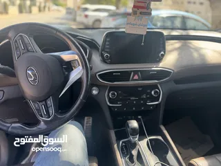  4 هونداي سنتافيه ون مليون موديل 2018   مطور 2200 ديزل  ترخيص وتأمين شامل لشهر 4 فحص دهانات تجميلي