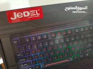  4 كمبيوتر جهاز كامل متكامل فقط وصّل شغل واستمتع