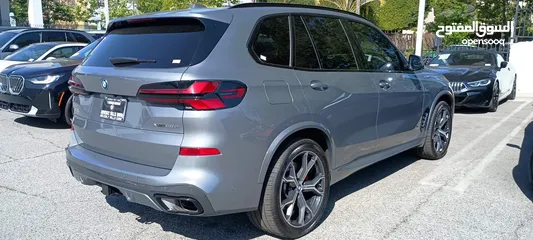  4 BMW X5 50e
