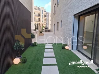  2 شقة طابقية مع حديقة للبيع في دير غبار بمساحة بناء 370م
