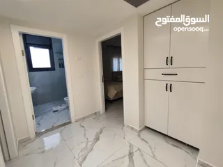  11 شقة مفروشة جديدة لم تُسكن بعد – سوبر دلوكس الطيرة – خلف مدارس المستقبل