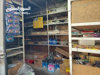  4 باص مرسيدس شصي وسطيحاله جيدا جدا  ترخيص جديد منفوض بلكامل
