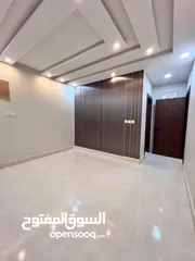  2 شقق للبيع  حي التيسير