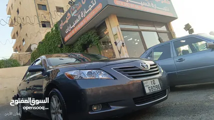  2 تويوتا كامري 2009 فل كامل مع فتحة للبيع