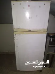  1 ثلاجه للبيع مستعمله بحاله جيده