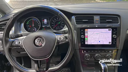  5 2017 VW E-Golf SE