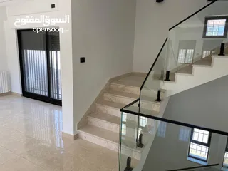  2 فيلا سيمي فيرنشد للإيجار في عبدون- 14043