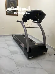  3 CYBEX Refurbished Pro 3 Treadmill