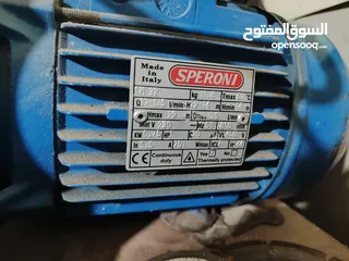  2 ماطور سحب مياه بحالة ممتازه جدا