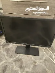  1 Benq Monitor