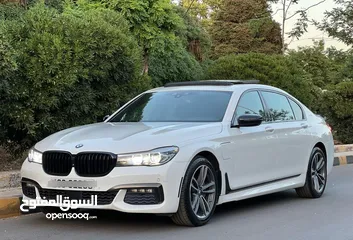 2 2018 BMW 740 eDrive بحالة الوكالة للبيع كاش او اقساط من المالك مباشرة بدون وساطة بنوك دفعة اولى