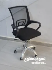  8 كاريزما قررت تحرق الاسعار كرسي المكتب الطبي للمكاتب والشركات يتحمل جميع الاوزان ومتوفر بعدة الوان