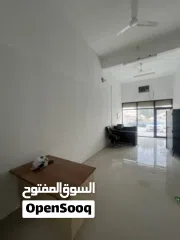  7 فرصة استثمارية من المالك مباشرة للبيع مبنى تجاري