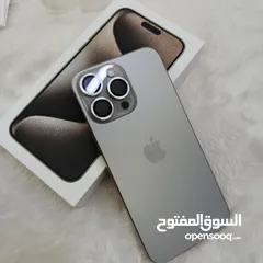  1 للبيع ايفون استخدام خفيف تاريخ الشراء شهر 3