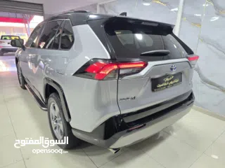  8 تويوتا راف فور 2022