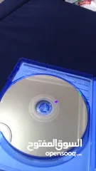  6 سيدي the crew  و Fifa 22 للبيع بنظاف جدًا