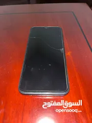  8 هاتف سامسونغ 2023 بحالة جيدة جدا بسعر مغري معه الشاحن الأصلي مع كفَرين الكاميرا 50 ميجا بكسل  8 رام