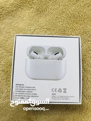  2 Airpods pro 1st