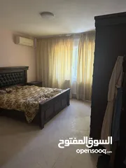  13 شقه للأيجار السنوي الجاردنز جنب اسواق شاكر