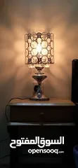  1 table lamp in 5BD