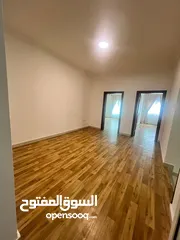  11 فيلا مميزه بالوعب للايجار