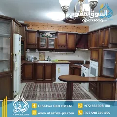  12 شقه مميزه جدا في حي راقي مع اطلاله جميله