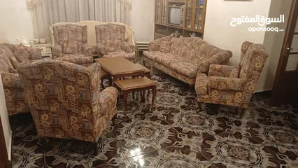  1 طقم كنب 10 مقاعد للبيع بسعر مغري
