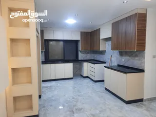  1 شقة مميزة للايجار،ط اول،تشطيب فلل،عرسا فقط
